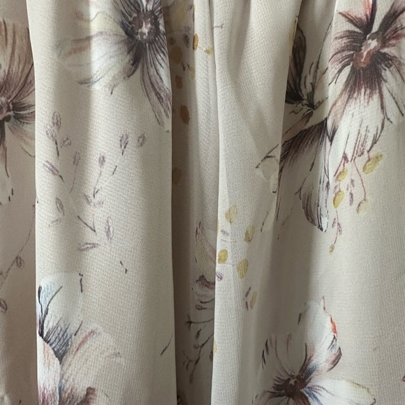 Floral Romer - Picture 4 of 5